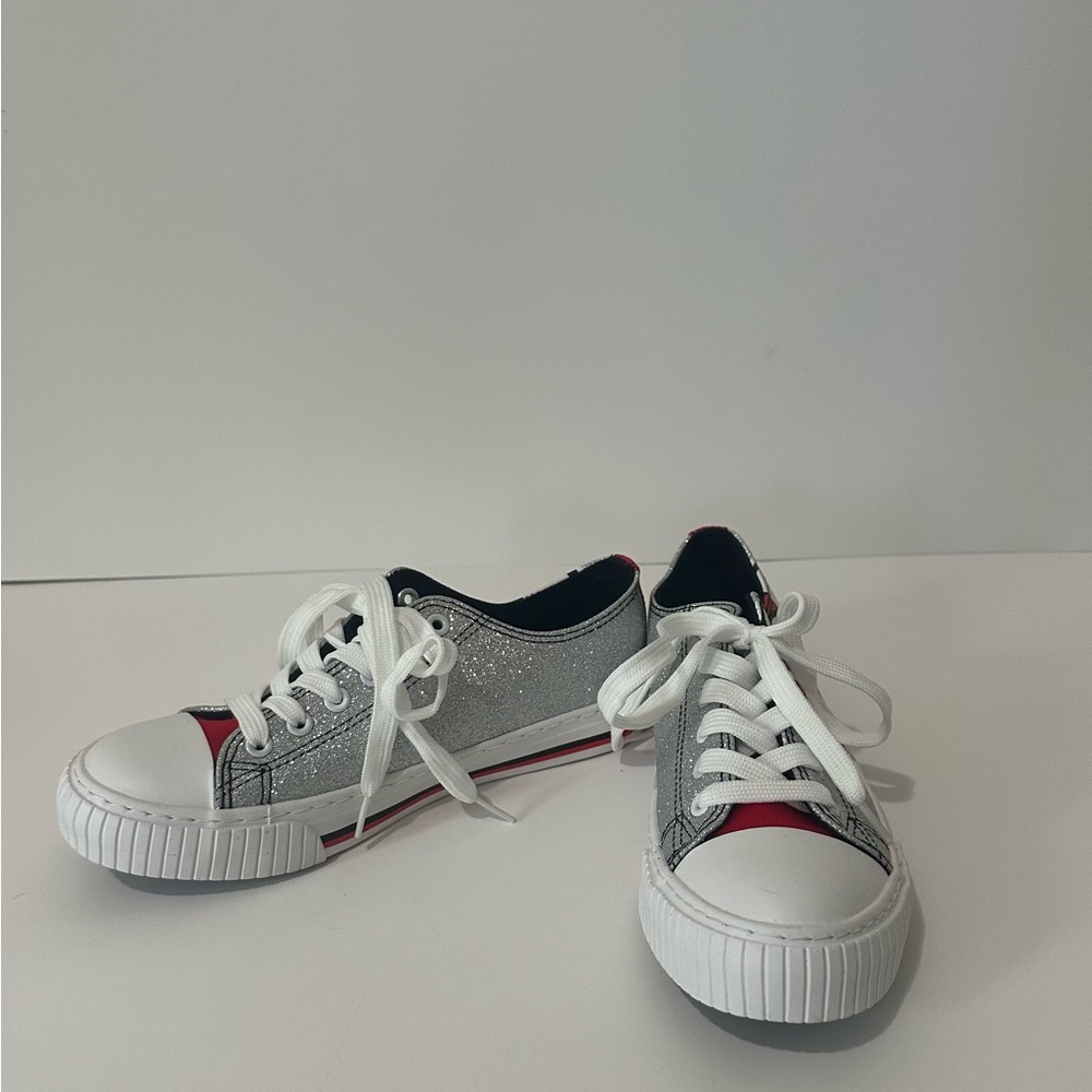 Kansas City Chiefs Sneakers - Croc Brand - Women Size 7